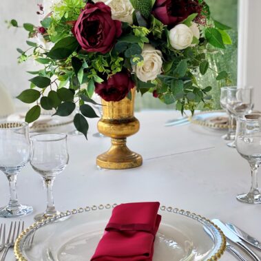 flori artificiale pe cupa