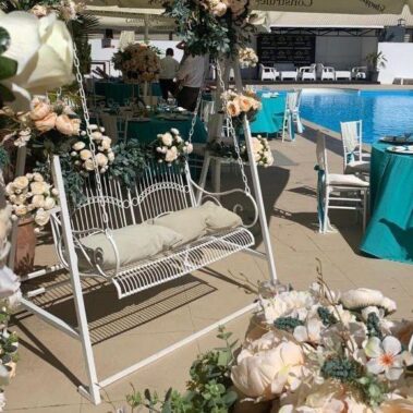 Leagan nunta piscina